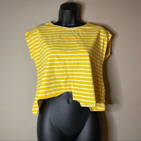 COPPER Key Yellow Striped Aesthetically Front Cut Short Sleeve T-Shirt - Picture 2 of 7